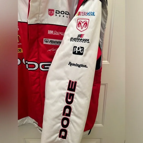 Chase Authentics Dodge NASCAR Racing Jacket, size XL